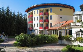 Hotel & Kurpension Weiss